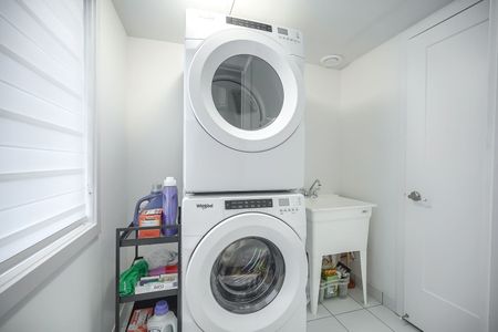 For Lease - 125 Lyall Stokes Circle, East Gwillimbury, Ontario - Photo 5