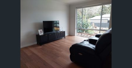 Brand new 4 x 2 forest facing family home in Cowaramup - Photo 2