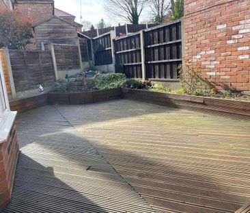 3 bedroom semi-detached house to rent - Photo 4