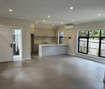 Private quiet lifestyle in Glenroy prime location - Photo 6