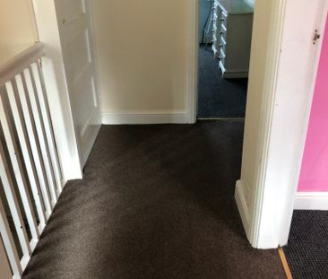 3 bedroom semi-detached house to rent - Photo 6