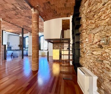 Apartamento de alquiler en Centre - Barri Vell - Photo 1