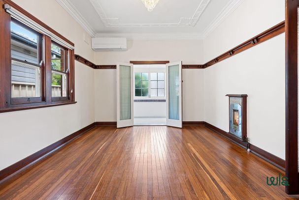 17 Hinkler Street, Mayfield NSW 2304 - House For Rent | Domain - Photo 1