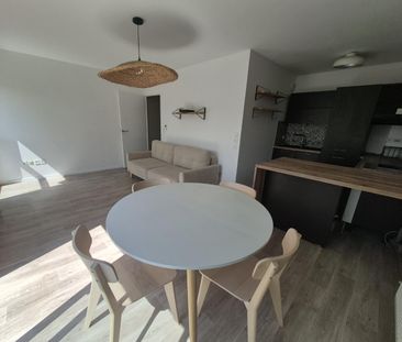 Location Appartement 2 pièces 46m² LILLE 59000 - Photo 1