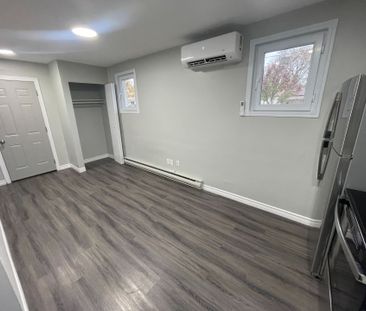 For Lease - 292 Simcoe Street Unit# 1, London East, Ontario - Photo 1