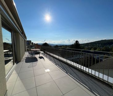 Möblierte Attika - Traumsicht über Zürich bis Uetliberg - neuwertig! - Foto 1