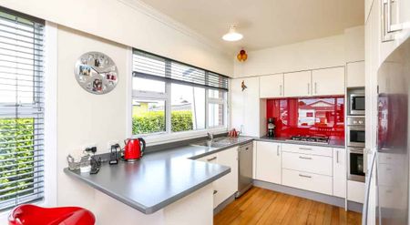 Very lovely 3 bedroom, 1 bathroom home - Photo 4