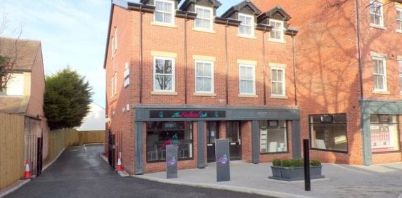 The Willows. Village Road, Oxton - Photo 2