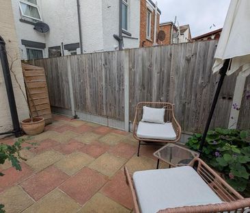 2 bedroom terraced house to rent - Photo 6