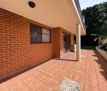 Neat and well-maintained apartment in a convenient location, perfec... - Photo 4