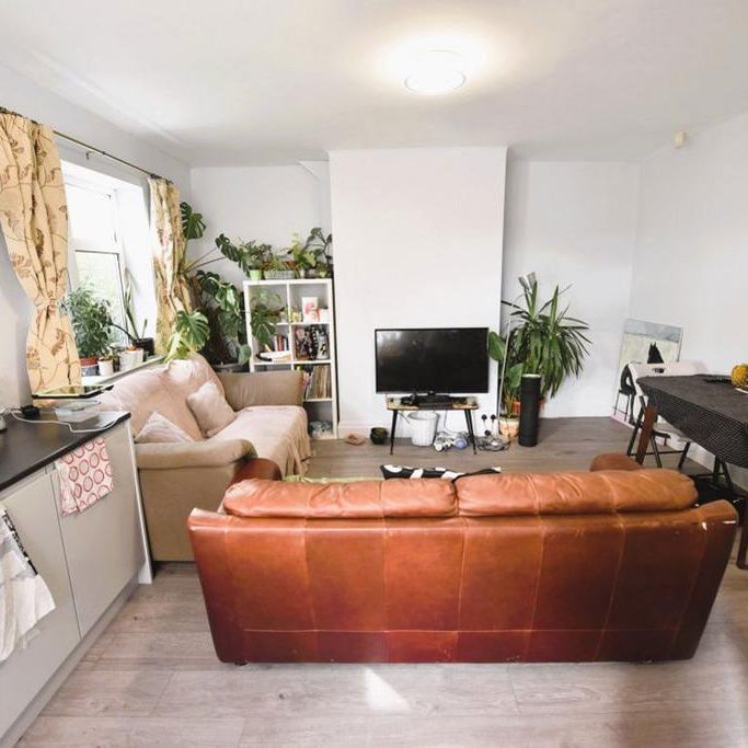 4 bedroom house to rent - Photo 1