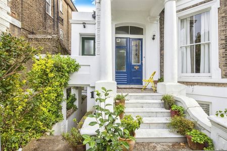 66 Thicket Road, Crystal Palace, London - Photo 2