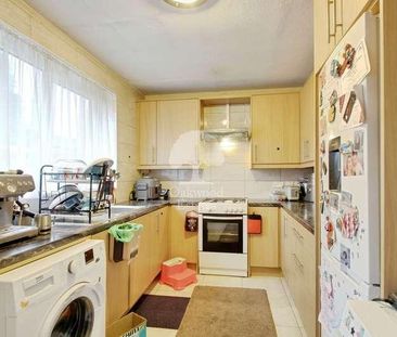 Ripley Close, Langley, SL3 - Photo 6