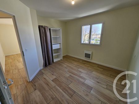 Location Maison 5 pièces 99m² LANTON 33138 - Photo 3