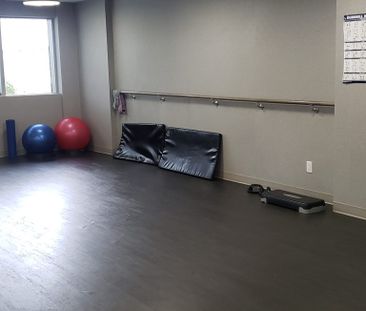 $2,150 / 1br – 563ft2 – A Breathtaking 1 bed, 1 bath unit with UNOB... - Photo 4