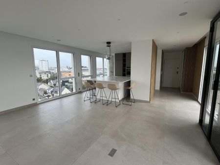 Appartement T5 à louer - 161 m² - Photo 2