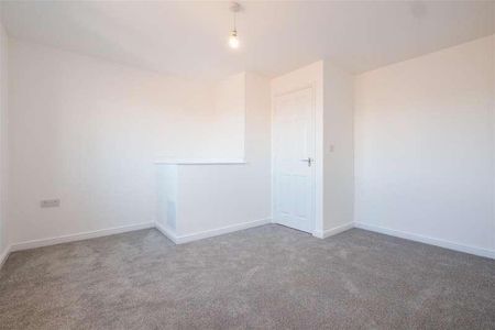 Macaulay Park, Grimsby, DN31 - Photo 4