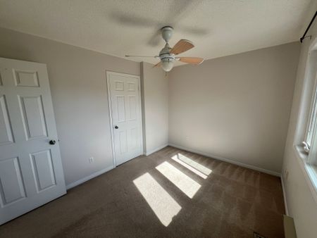 For Lease - 125 Hopewell Road, Oakville, Ontario - Photo 3