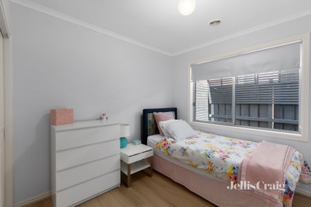 4 Mirrabucca Promenade, South Morang - Photo 4