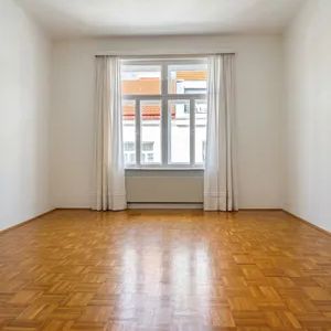 hell und ruhig mit Altbaucharme im Diplomatenviertel - Foto 3