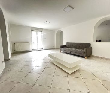 Location Appartement 3 pièces 62m² HAUCOURT MOULAINE 54860 - Photo 2