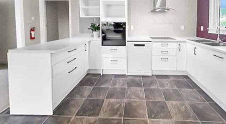 Feilding - Three Bedroom - Photo 4