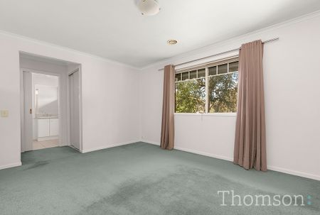 10 Bowles Avenue CAULFIELD NORTH - Photo 2