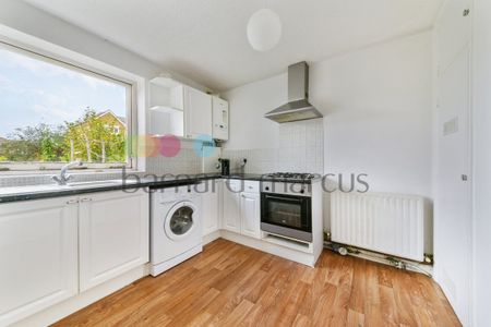 Hobart Court, South Park Hill Road, South Croydon - Photo 3