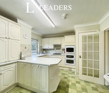 apartment to rent Christchurch Road, Bournemouth, Dorset, BH1 - Photo 1