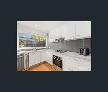 12/35 Plummer Road, Mentone, Vic 3194 - Photo 3