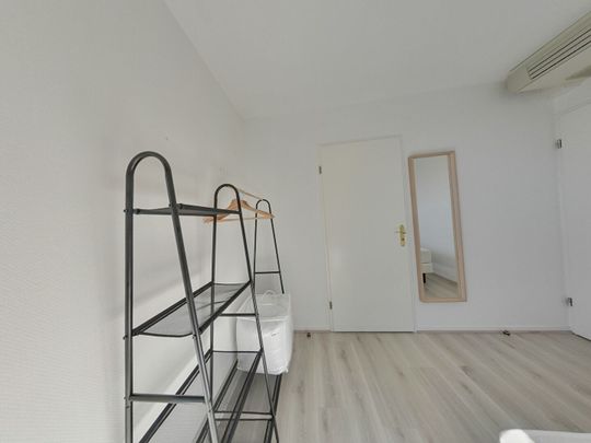 Est de PAU, Haut d'IDRON Appartement récent 2 p Meublé avec Terrasse et Parking privé couvert et sécurisé, - Photo 1