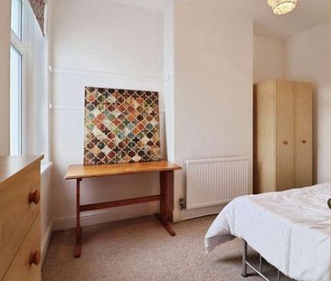 Lisvane Street, Cathays, Cardiff, CF24 - Photo 4