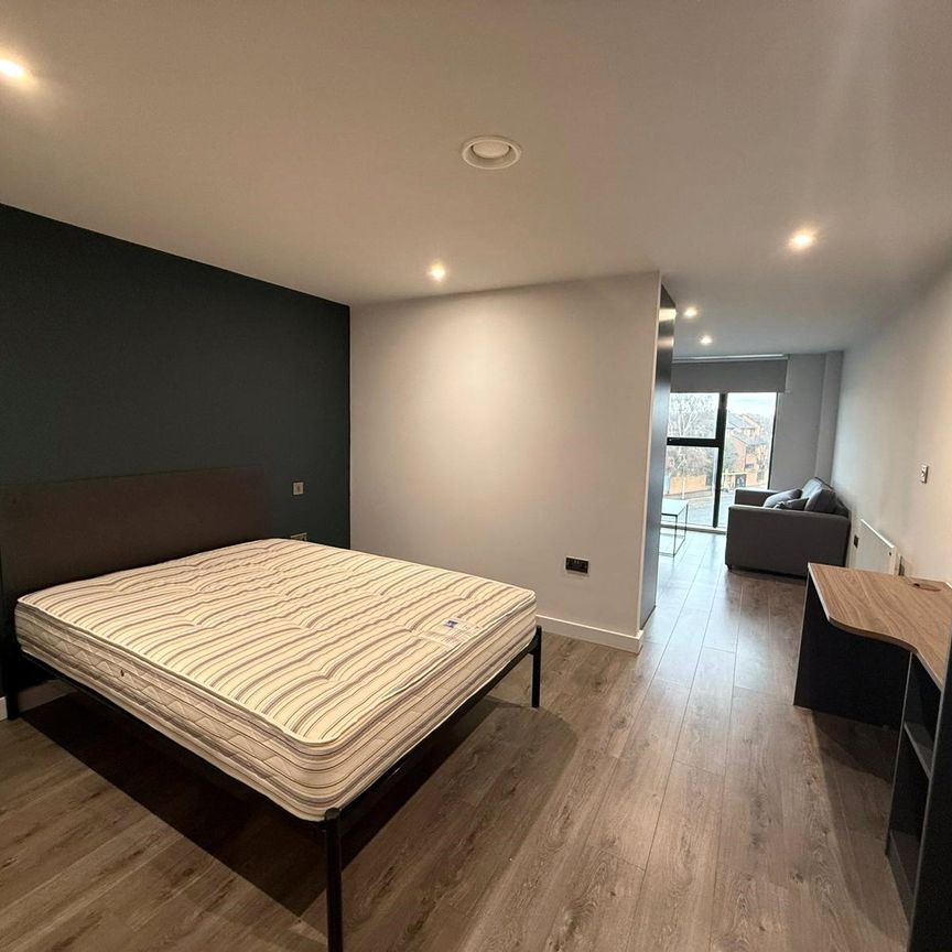 studio to rent Low Hill, Liverpool, Merseyside, L6 - Photo 1