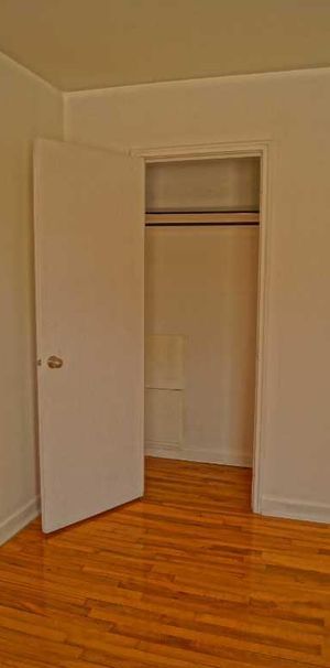 GRAND 4 1/2 dans Cité-Limoilou (avenue Duval). 2e étage. Très propre. - Photo 1