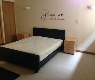 2 bedroom apartment to rent - Photo 5