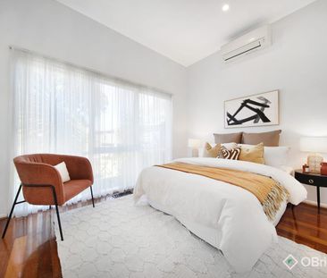 A Brighton East Classic with Modern Flexibility - Photo 3