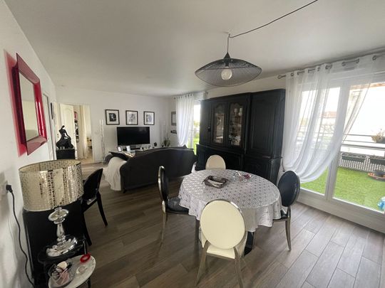 Location appartement 3 pièces, 74.00m², Grisy-Suisnes - Photo 1