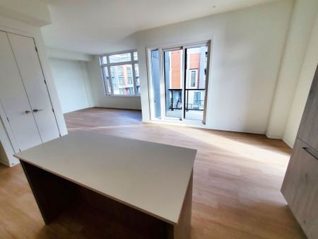 For Lease - 15 David Eyer Road Unit# 1411, Richmond Hill, Ontario - Photo 4