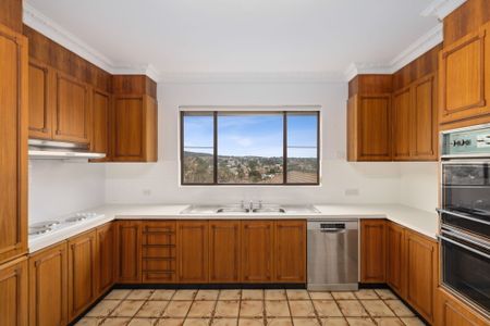 36 Pindari Cres, Karabar NSW 2620 - House For Rent | Domain - Photo 4
