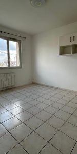 Location Appartement 2 pièces 31m² OLLAINVILLE 91340 - Photo 3