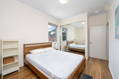 Great Size Two Bedroom Apartment @ $750 Per Week - Photo 4