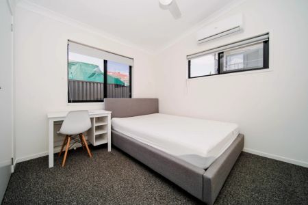 1 bed 1 bath - Photo 5