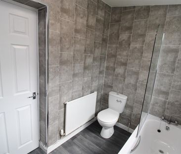 House - Terraced For Rent Edmondes Street, Ferndale - Photo 6