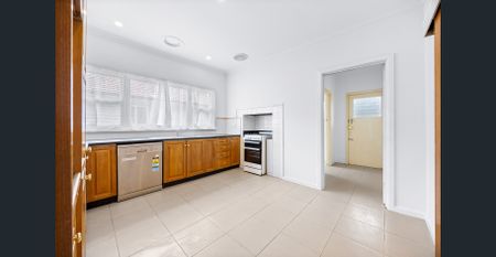 24 Dover Street, Wendouree, Vic 3355 - Photo 3