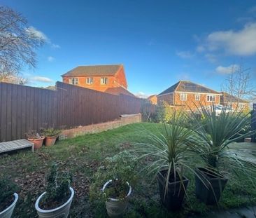 Beaulieu Drive, Stone Cross - Photo 6