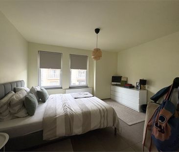 Lichtrijk appartement met 2 slaapkamers - Foto 2