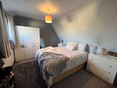 4 bedroom house to rent - Photo 4