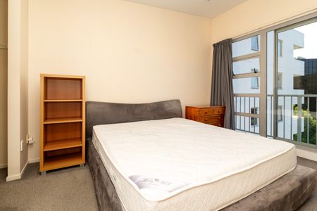 Fully Furnished two Bedroom Apartment - Photo 3