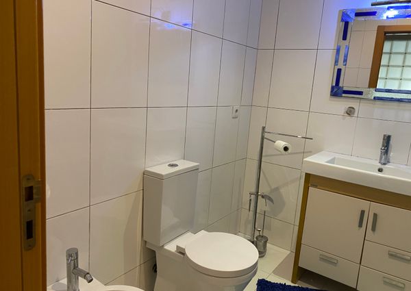 2 bedroom flat with good access located in Cacia!