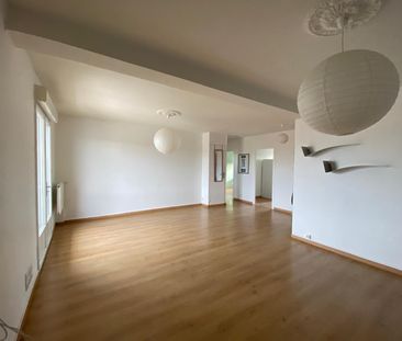 Location Appartement 4 pièces 66m² VALENCE 26000 - Photo 4